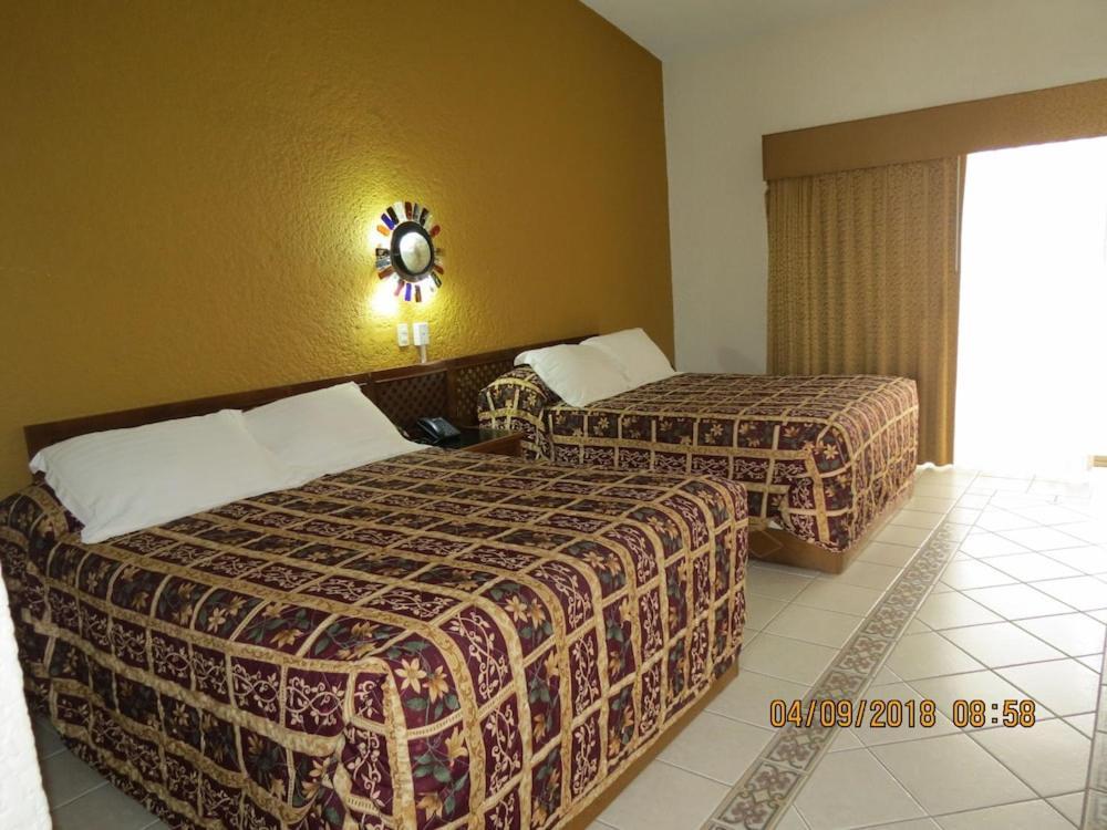 Hotel Mision Santa Maria San Quintin Eksteriør billede