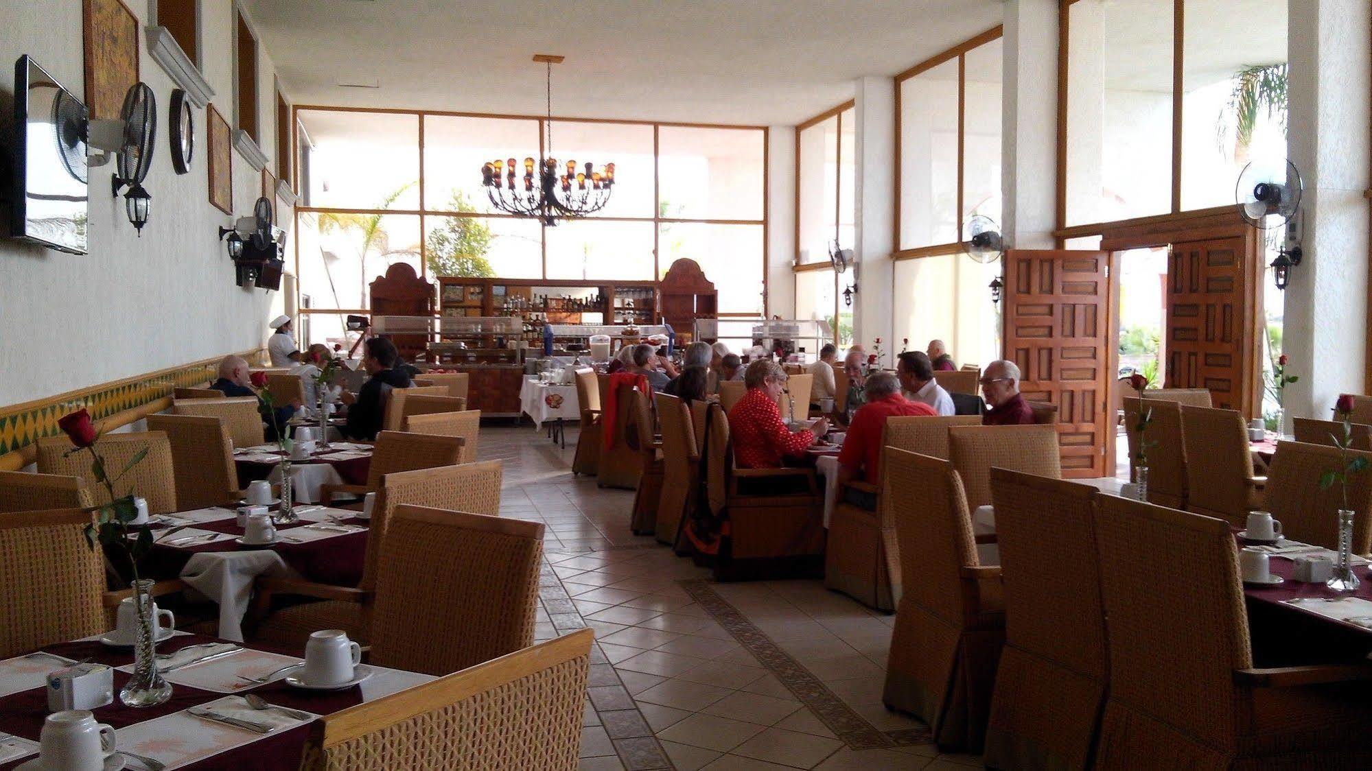 Hotel Mision Santa Maria San Quintin Eksteriør billede